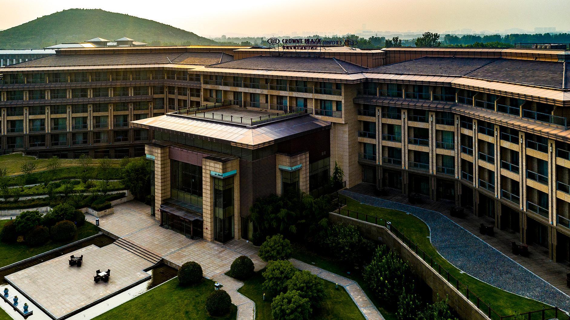 Crowne Plaza Xuzhou Dalong Lake By Ihg Екстериор снимка