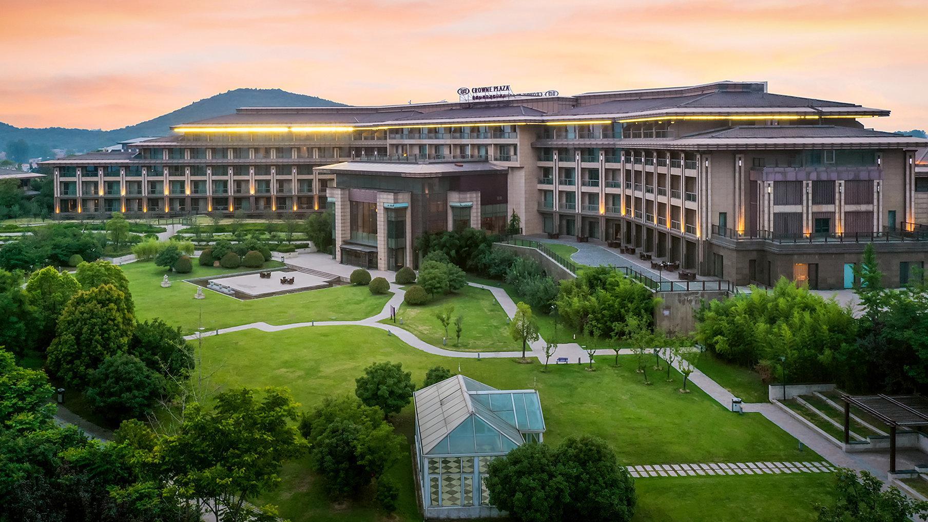 Crowne Plaza Xuzhou Dalong Lake By Ihg Екстериор снимка
