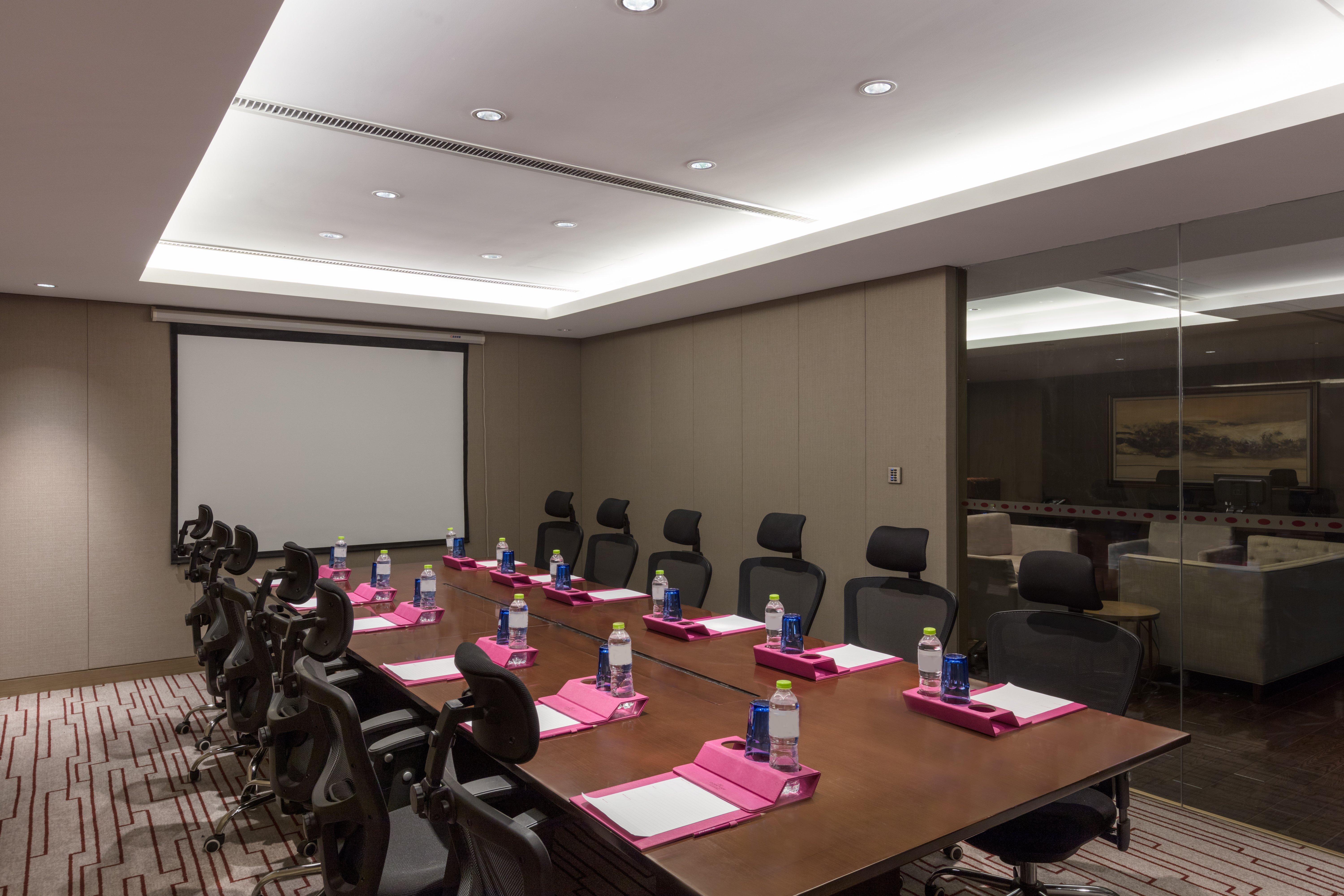 Crowne Plaza Xuzhou Dalong Lake By Ihg Екстериор снимка